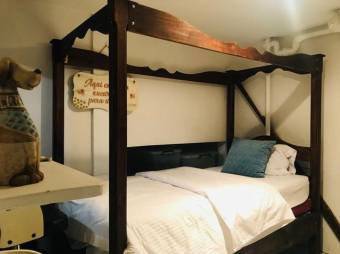 Se vende amplia propiedad con 2 casas en Catedral San José 24-835 Se vende amplia propiedad con 2 casas en Catedral San José 24-835