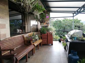 Se vende amplio edificio comercial en Mata Redonda San José 22-2560, $ 490,000, 4, San José, San José