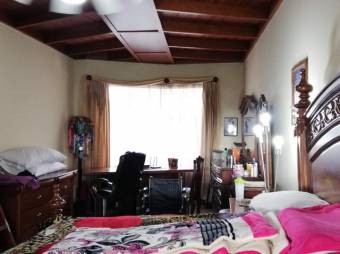 Se vende amplio edificio comercial en Mata Redonda San José 22-2560, $ 490,000, 4, San José, San José