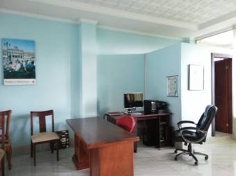 Se vende amplio edificio comercial en Mata Redonda San José 22-2560, $ 490,000, 4, San José, San José