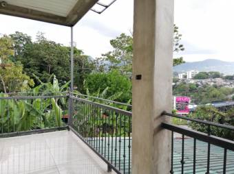 Se vende amplio edificio comercial en Mata Redonda San José 22-2560, $ 490,000, 4, San José, San José