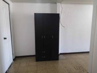 Se vende amplia propiedad con 6 apartamentos en Rhormoser 25-767 Se vende amplia propiedad con 6 apartamentos en Rhormoser 25-767