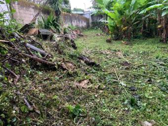 Se vende amplio lote con 1,012m2 en Zapote San José 25-147 Se vende amplio lote con 1,012m2 en Zapote San José 25-147