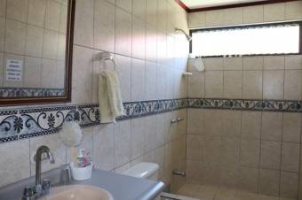 Se vende casa de 2 plantas con uso mixto en Mata Redonda San José 23-905 Se vende casa de 2 plantas con uso mixto en Mata Redonda San José 23-905