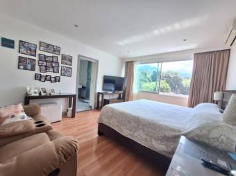 Se vende moderna casa con patio en condominio de Piedades Santa Ana 25-585 Se vende moderna casa con patio en condominio de Piedades Santa Ana 25-585