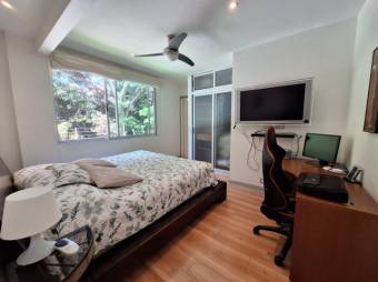 Se vende moderna casa con patio en condominio de Piedades Santa Ana 25-585 Se vende moderna casa con patio en condominio de Piedades Santa Ana 25-585