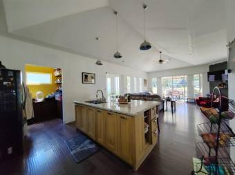 Se vende espaciosa casa con lote de 1,337m2 en Brasil Santa Ana 24-1528 Se vende espaciosa casa con lote de 1,337m2 en Brasil Santa Ana 24-1528