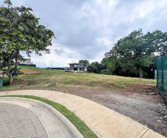 Lot for sale in the Hacienda Espavel condominium in Las Vueltas de La Guacima, Alajuela.