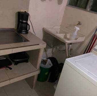 Se vende edificio para inversión en Heredia centro 23-1501