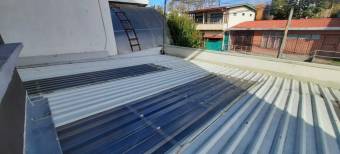 Se vende edificio con 6 apartamentos para inversión en Heredia 25-363