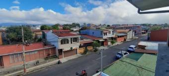 Se vende edificio con 6 apartamentos para inversión en Heredia 25-363