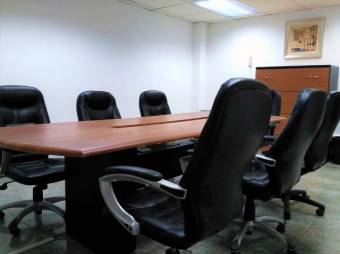 Se vende edificio comercial de 2 plantas en Rhormoser 24-1609