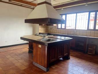 VENTA PROPIEDAD DE ALTA PLUSVALÍA EN URBANIZACIÓN CRISTAL, LA URUCA 