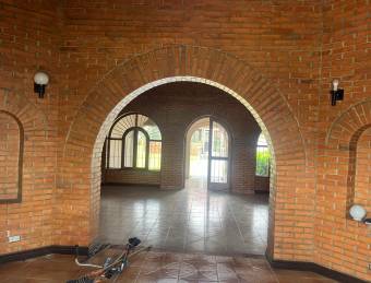 VENTA PROPIEDAD DE ALTA PLUSVALÍA EN URBANIZACIÓN CRISTAL, LA URUCA 