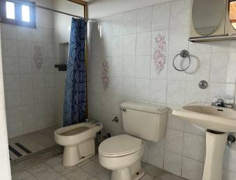 VENTA PROPIEDAD DE ALTA PLUSVALÍA EN URBANIZACIÓN CRISTAL, LA URUCA 