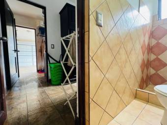 Se vende casa con patio en condominio de San Joaquín Heredia 25-473 Se vende casa con patio en condominio de San Joaquín Heredia 25-473