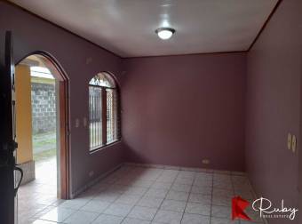 Edificio de 8 Apartamentos en Ubicación Céntrica, Guapiles