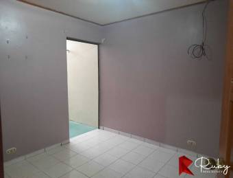 Edificio de 8 Apartamentos en Ubicación Céntrica, Guapiles