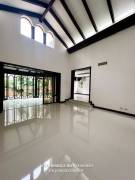 CR Santa Ana Lindora casa de lujo venta $1.100.000 /piscina privada CR Santa Ana Lindora casa de lujo venta $1.100.000 /piscina privada