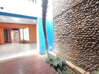 Se alquila propiedad comercial para oficinas en Mata Redonda 25-2007