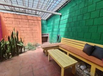 Se alquila propiedad comercial para oficinas en Mata Redonda 25-2007