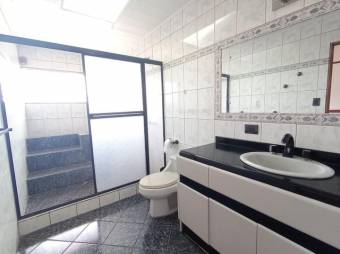 Se alquila propiedad comercial para oficinas en Mata Redonda 25-2007