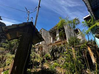 Se vende amplio local con uso mixto en Ángeles de Heredia 25-1656, $ 320,000, Heredia, San Rafael