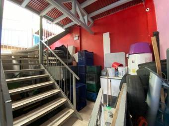 Se vende casa y local con uso mixto en San Josecito Heredia 25-1706