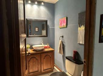 Se vende espaciosa casa con lote de 800m2 en San Pablo Heredia 25-1790 Se vende espaciosa casa con lote de 800m2 en San Pablo Heredia 25-1790