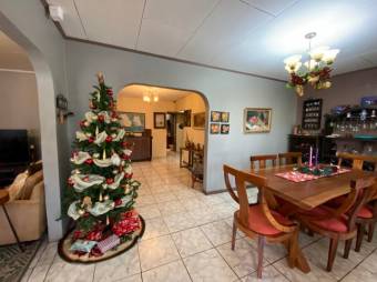 Se vende espaciosa casa con lote de 800m2 en San Pablo Heredia 25-1790 Se vende espaciosa casa con lote de 800m2 en San Pablo Heredia 25-1790