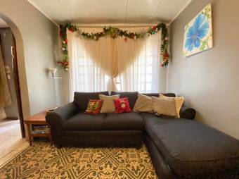 Se vende espaciosa casa con lote de 800m2 en San Pablo Heredia 25-1790 Se vende espaciosa casa con lote de 800m2 en San Pablo Heredia 25-1790