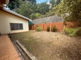 Se vende amplia finca con 14,700m2 en San José de Atenas 24-1428