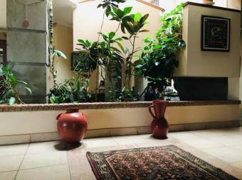 Se vende moderna casa con amplio lote en La Guácima Alajuela 25-821 Se vende moderna casa con amplio lote en La Guácima Alajuela 25-821