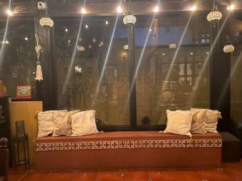 Se vende espaciosa casa con patio en Santo Domingo Heredia 23-288