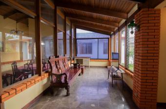 VENTA DE CASA, SAN JOSÉ, MORAVIA, LOS COLEGIOS  