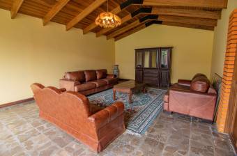 VENTA DE CASA, SAN JOSÉ, MORAVIA, LOS COLEGIOS  