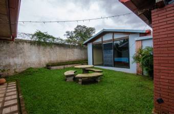 VENTA DE CASA, SAN JOSÉ, MORAVIA, LOS COLEGIOS  