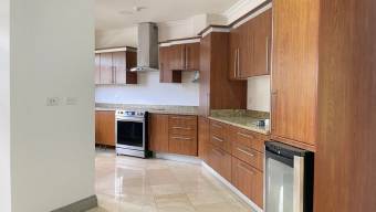 Se vende espaciosa casa de lujo en condominio de Curridabat 25-1773