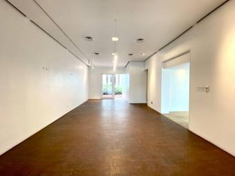 Se vende espaciosa propiedad San Pedro de Montes de Oca 25-369