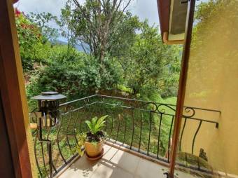 Se vende casa con mas de 10,400m2 de lote en Ciudad Colón 24-1029 Se vende casa con mas de 10,400m2 de lote en Ciudad Colón 24-1029