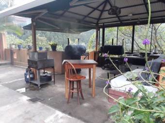 Se vende casa con mas de 10,400m2 de lote en Ciudad Colón 24-1029 Se vende casa con mas de 10,400m2 de lote en Ciudad Colón 24-1029