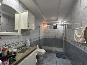 Se vende amplia propiedad con piscina en Colon de Mora 24-901 Se vende amplia propiedad con piscina en Colon de Mora 24-901