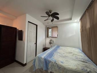 Se vende amplia propiedad con piscina en Colon de Mora 24-901 Se vende amplia propiedad con piscina en Colon de Mora 24-901