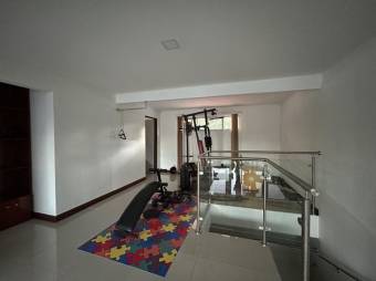 Se vende amplia propiedad con piscina en Colon de Mora 24-901 Se vende amplia propiedad con piscina en Colon de Mora 24-901