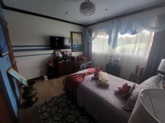 Se vende casa con lote de 2,200m2 en San Jerónimo San José 25-783