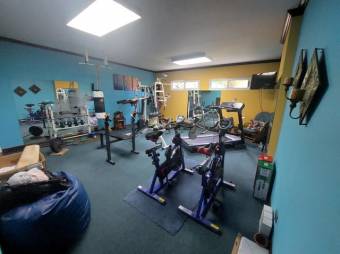 Se vende casa con lote de 2,200m2 en San Jerónimo San José 25-783