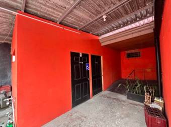 Se vende amplia plaza comercial en Heredia Centro 25-2044, $ 850,000, 9, Heredia, Heredia