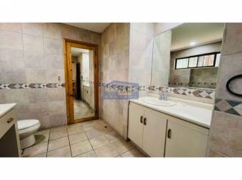 Venta De Casa, San José, Escazú, Guachipelín, Calle Guachipelín