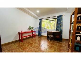 Venta De Casa, San José, Escazú, Guachipelín, Calle Guachipelín
