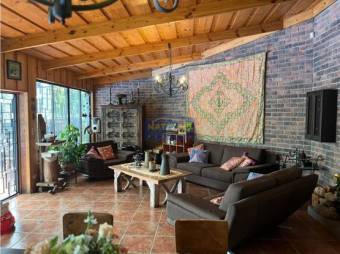 Venta De Casa, San José, Escazú, Guachipelín, Calle Guachipelín